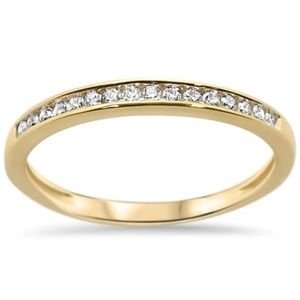 yellow gold diamond wedding band